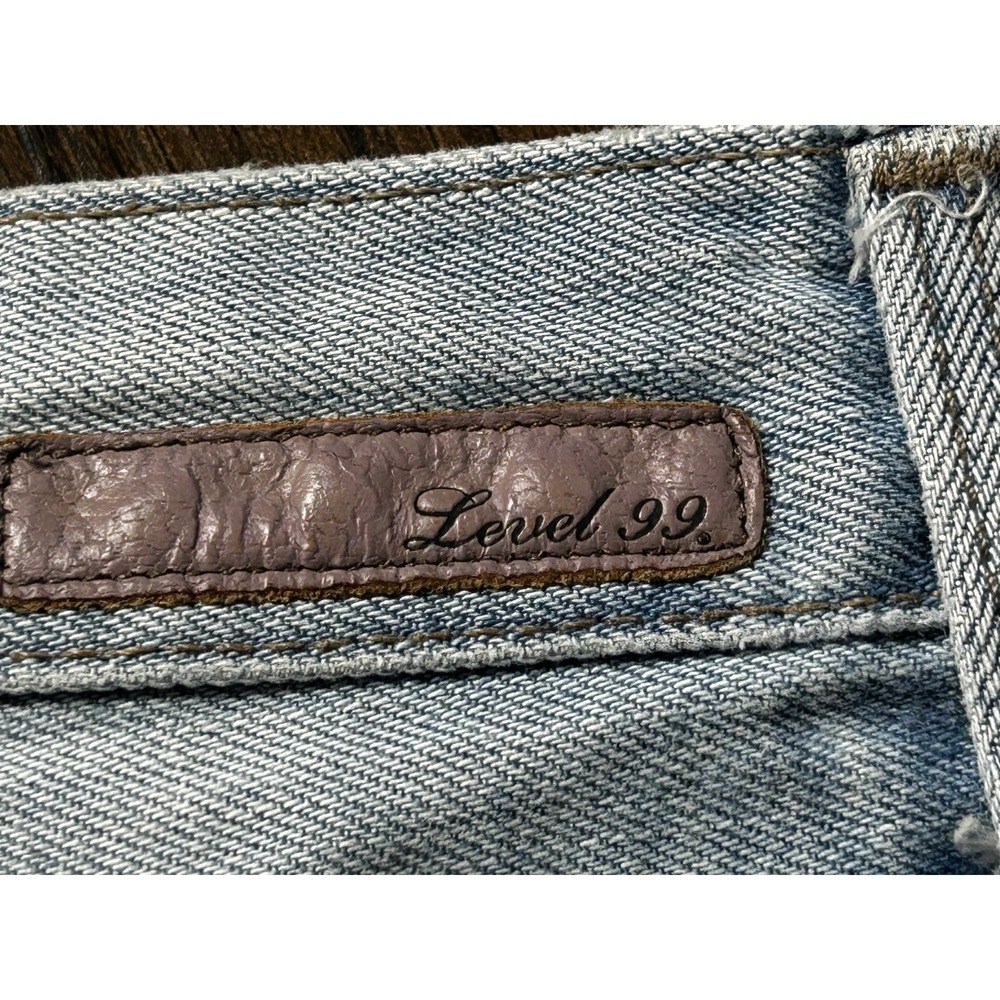 Level 99 Cut-off Jean Shorts Womens 27 Blue Denim Distressed Medium Wash Comfort - Picture 4 of 13